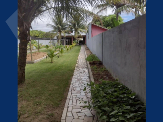 Casa 4 quartos e 2 banheiros, à venda, no bairro centro em São Francisco de Itabapoana