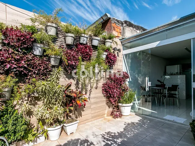 Casa com 150m² 3 quartos e 3 banheiros, à venda, no bairro Jardim Lice em Carapicuíba