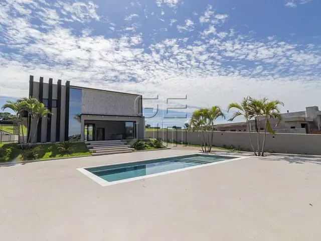Casa com 1543m² 4 quartos e 5 banheiros, à venda, no bairro Rodovia em Sertanópolis