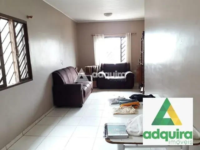 Casa com 462m² 3 quartos e 1 banheiro, à venda, no bairro Estrela em Ponta Grossa