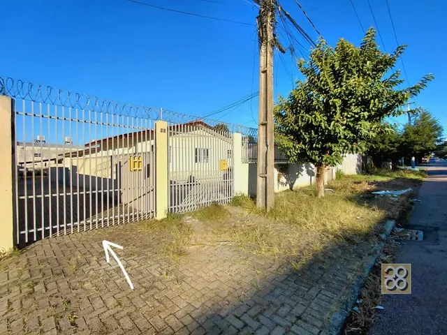 Casa 3 quartos e 1 banheiro, para alugar, no bairro Hauer em Curitiba