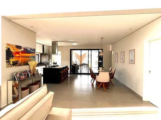 Casa 4 quartos e 6 banheiros, à venda, no bairro Jardim do Golf I em Jandira