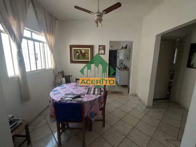 Casa com 300m² 3 quartos e 2 banheiros, à venda, no bairro Vila Santo Antônio em Araçatuba