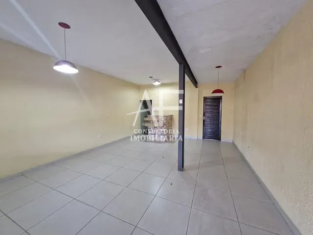 Casa com 90m², para alugar, no bairro Vila São Geraldo em Taubaté