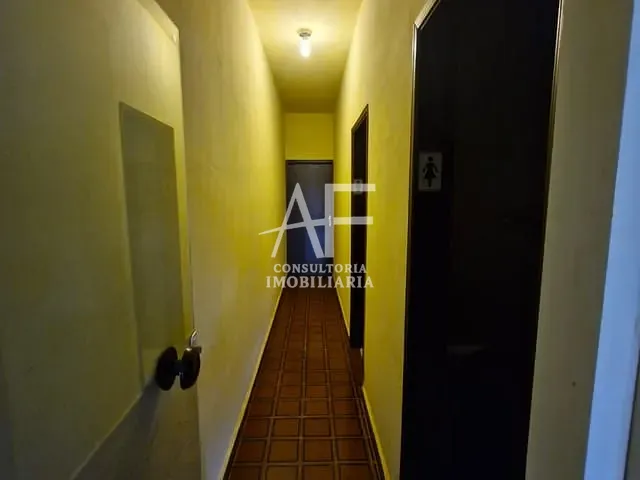 Casa com 90m², para alugar, no bairro Vila São Geraldo em Taubaté