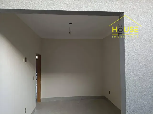 Casa 2 quartos e 1 banheiro, à venda, no bairro Jardim Barcelona em Votuporanga