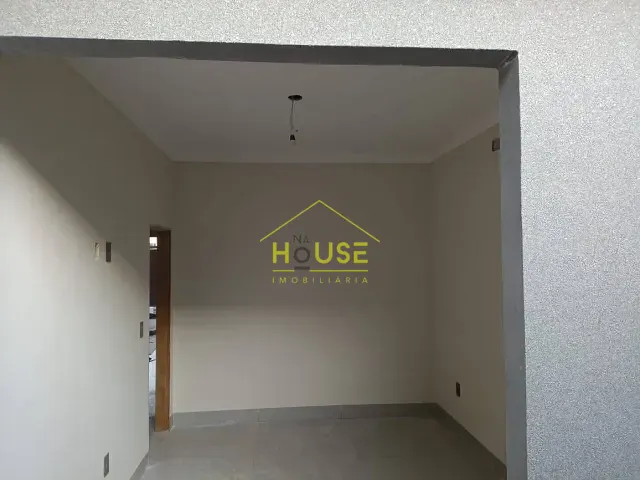 Casa 2 quartos e 1 banheiro, à venda, no bairro Jardim Barcelona em Votuporanga