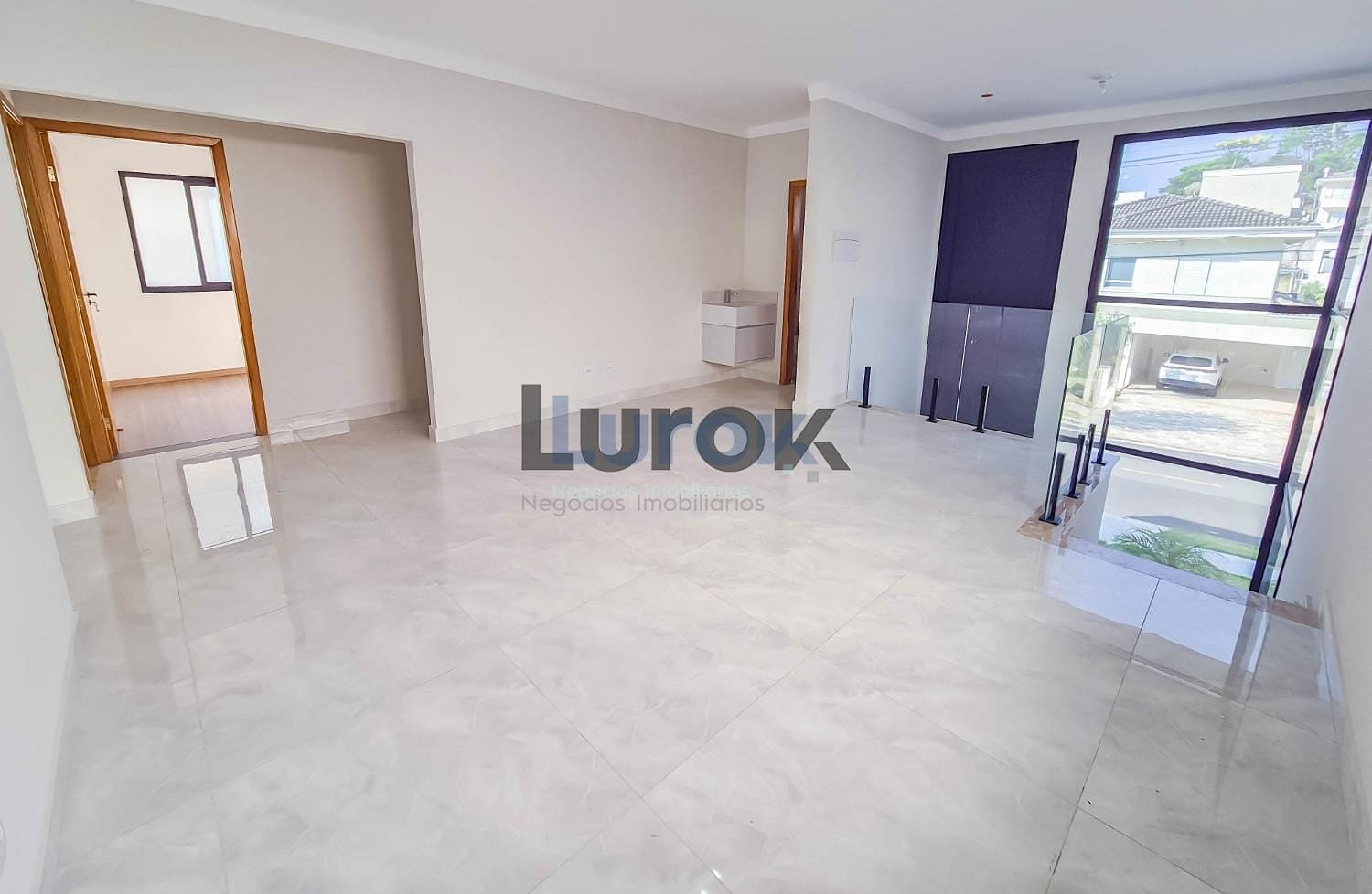 Casa, 3 quartos, 244 m² - Foto 3