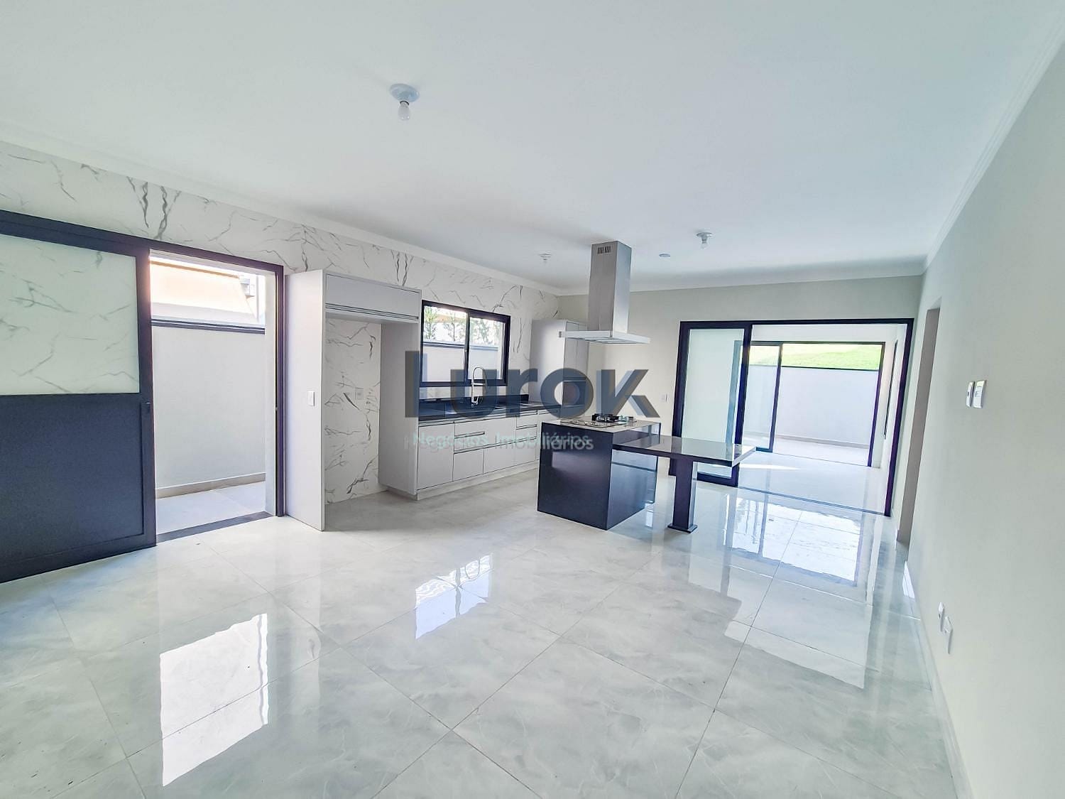 Casa, 3 quartos, 244 m² - Foto 7