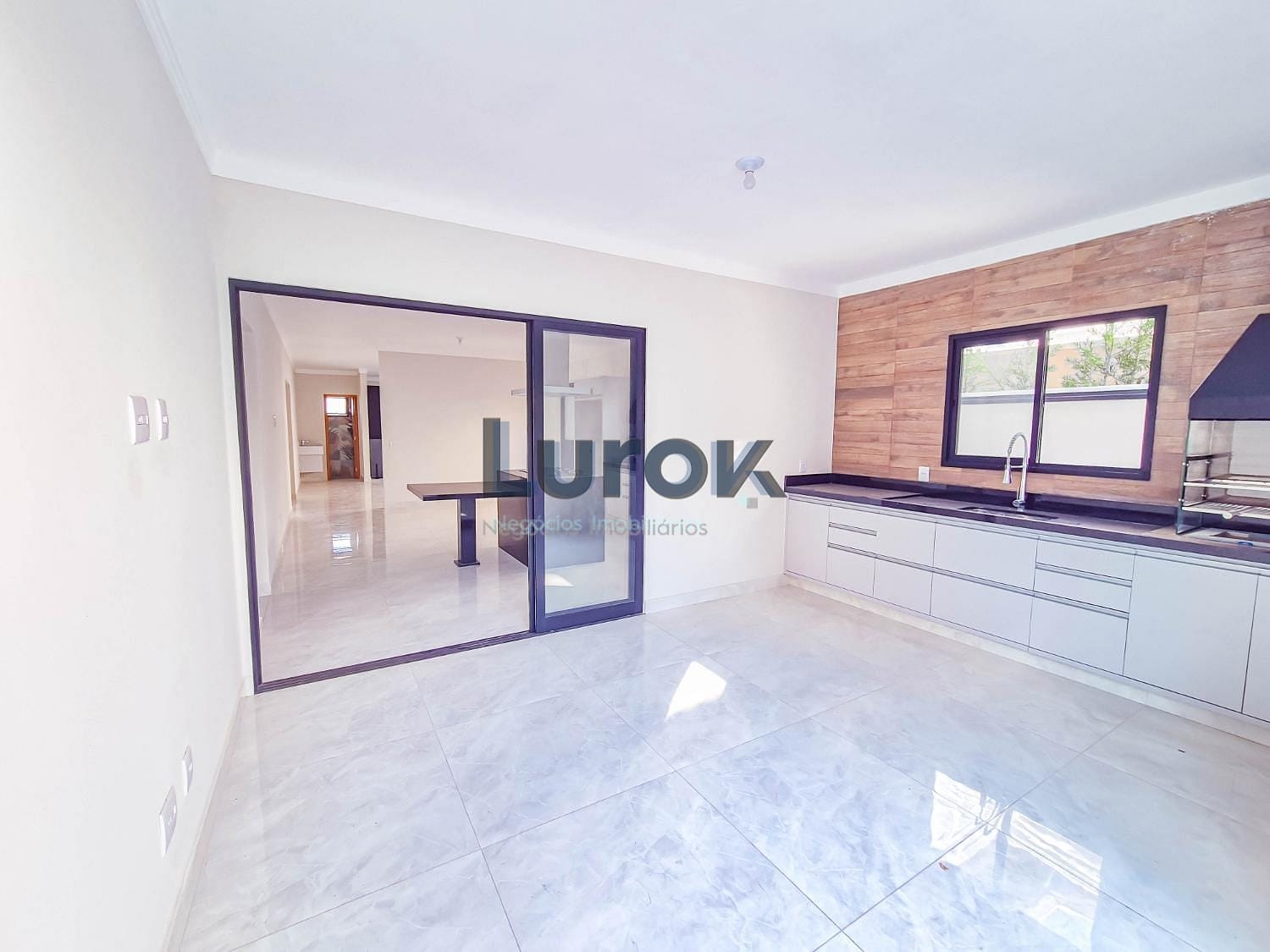 Casa, 3 quartos, 244 m² - Foto 24