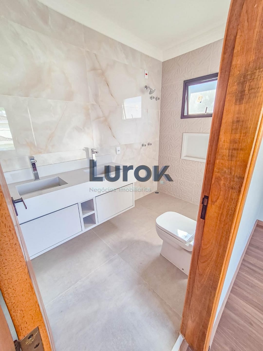 Casa, 3 quartos, 244 m² - Foto 11