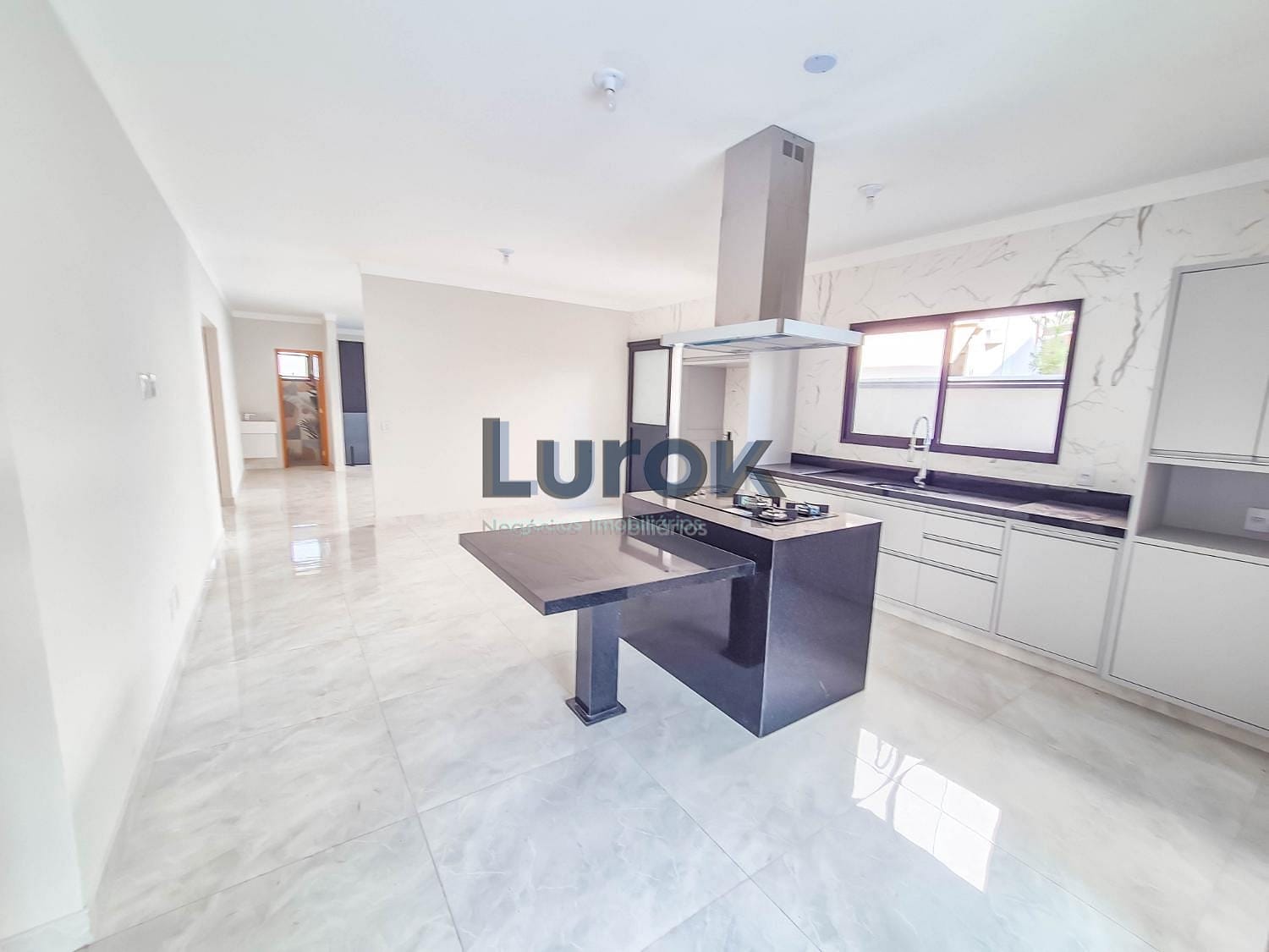 Casa, 3 quartos, 244 m² - Foto 9