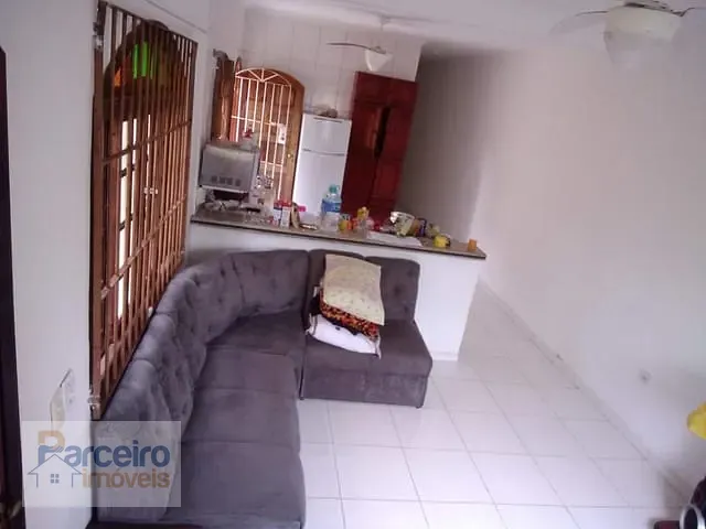 Casa 2 quartos e 1 banheiro, à venda, no bairro Balneario Santa Julia em Itanhaém