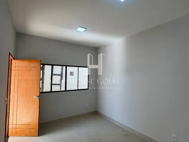Casa com 203m² 3 quartos e 1 banheiro, à venda, no bairro Jardim Buriti Sereno em Aparecida de Goiânia