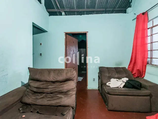 Casa com 299m², à venda, no bairro Cidade Ariston Estela Azevedo em Carapicuíba