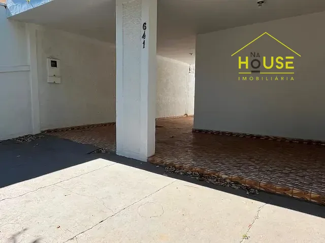 Casa 2 quartos e 1 banheiro, à venda, no bairro Centro em Fernandópolis