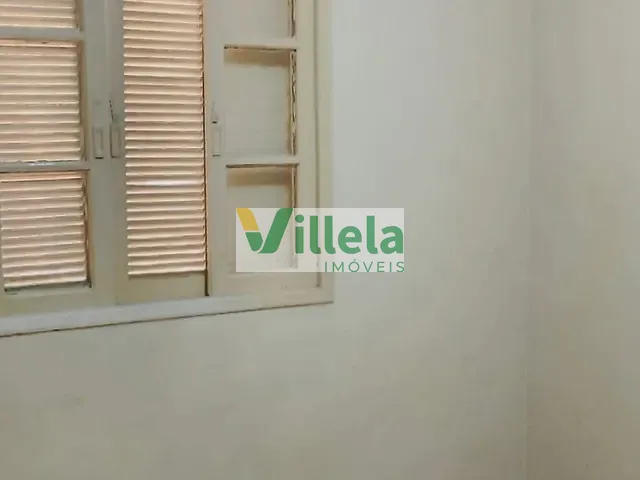 Casa 3 quartos e 4 banheiros, para alugar, no bairro Vila Júlia em Poá