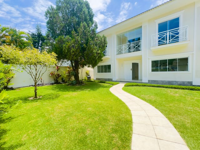 Casa com 410m² 4 quartos e 6 banheiros, à venda, no bairro Barra da Tijuca em Rio de Janeiro