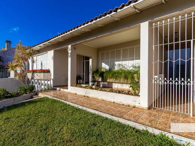 Casa 4 quartos e 5 banheiros, à venda, no bairro Jardim das Américas em Curitiba