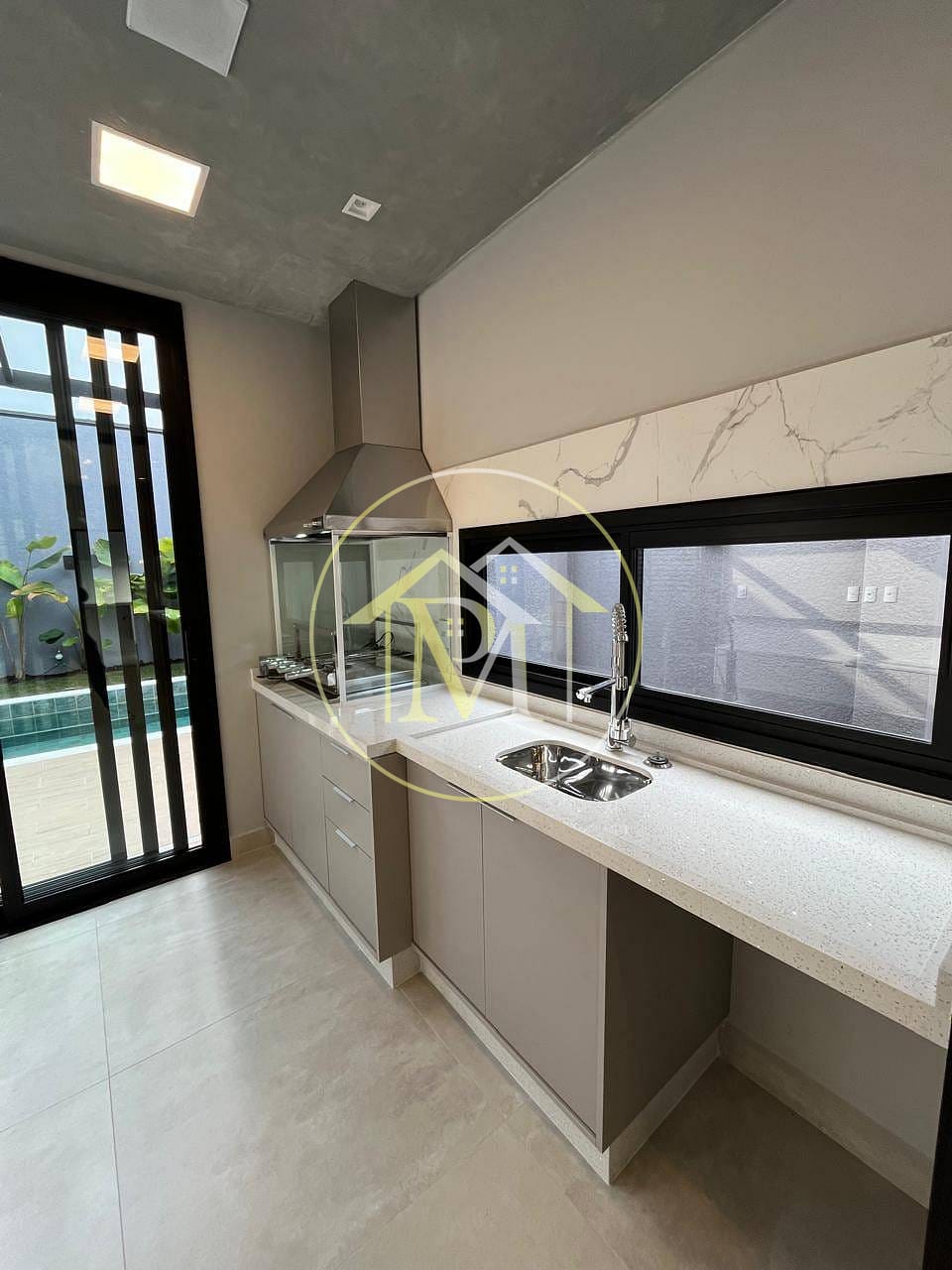 Casa à venda com 3 quartos, 181m² - Foto 13