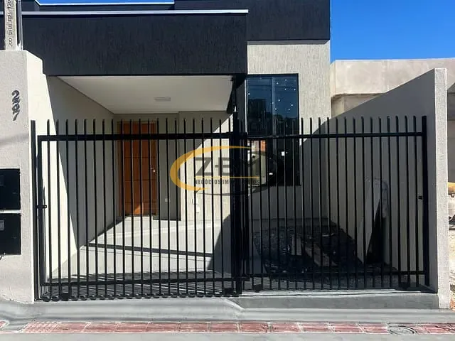 Casa com 125m² 3 quartos e 2 banheiros, à venda, no bairro Parque Leblon em Londrina