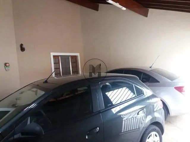 Casa com 295m² 3 quartos e 2 banheiros, à venda, no bairro Residencial Village Santana em Guaratinguetá