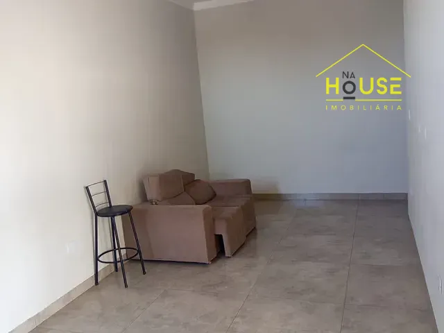 Casa com 270m² 3 quartos e 2 banheiros, à venda, no bairro Residencial Valter Benez em Fernandópolis