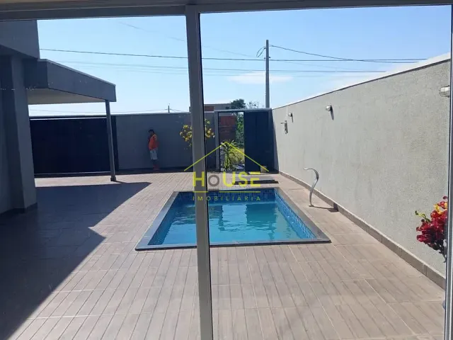 Casa com 270m² 3 quartos e 2 banheiros, à venda, no bairro Residencial Valter Benez em Fernandópolis