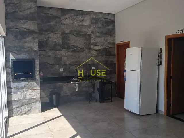 Casa com 270m² 3 quartos e 2 banheiros, à venda, no bairro Residencial Valter Benez em Fernandópolis