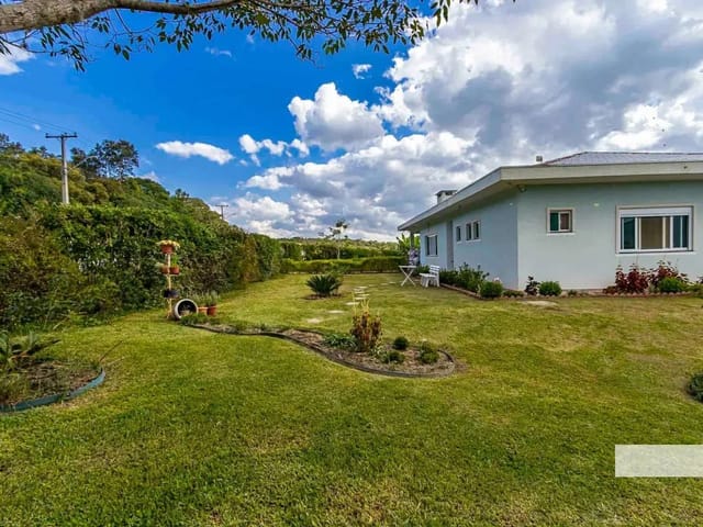 Casa 4 quartos e 8 banheiros, à venda, no bairro Planta Laranjeiras em Piraquara