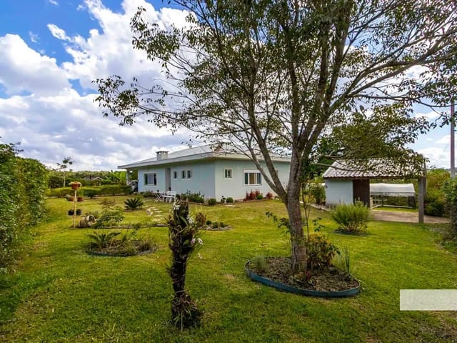 Casa 4 quartos e 8 banheiros, à venda, no bairro Planta Laranjeiras em Piraquara
