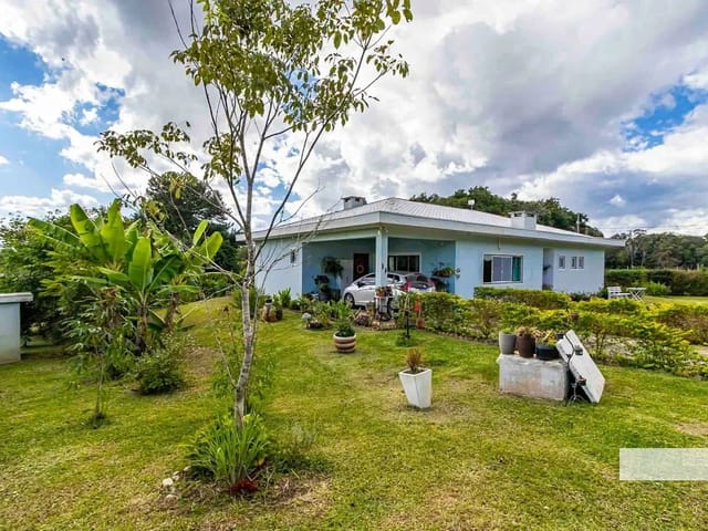 Casa 4 quartos e 8 banheiros, à venda, no bairro Planta Laranjeiras em Piraquara