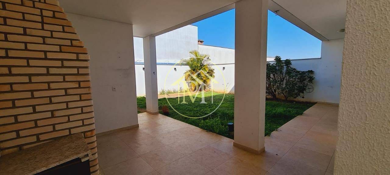 Casa à venda com 4 quartos, 223m² - Foto 13