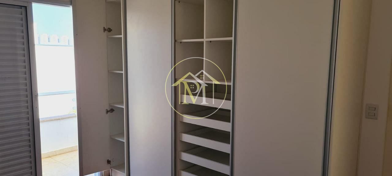 Casa à venda com 4 quartos, 223m² - Foto 4