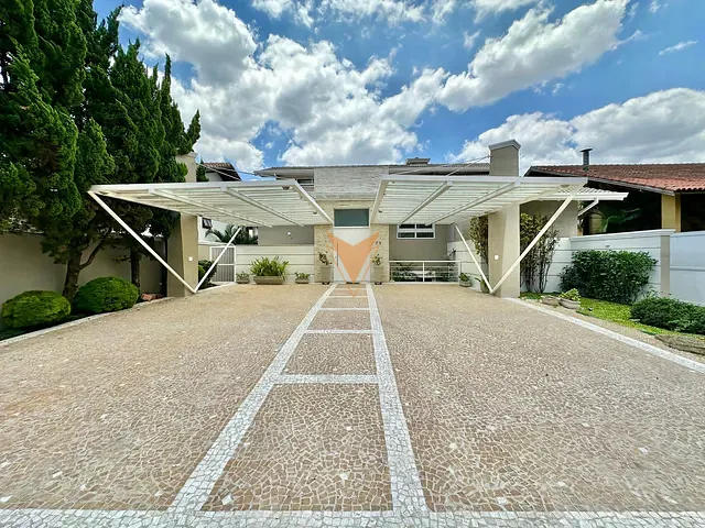 Casa 4 quartos e 6 banheiros, à venda, no bairro Aldeia da Fazendinha em Carapicuíba