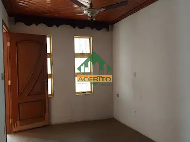 Casa com 170m² 2 quartos e 1 banheiro, à venda ou para alugar, no bairro Conjunto Habitacional Hilda Mandarino em Araçatuba