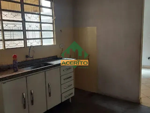 Casa com 170m² 2 quartos e 1 banheiro, à venda ou para alugar, no bairro Conjunto Habitacional Hilda Mandarino em Araçatuba