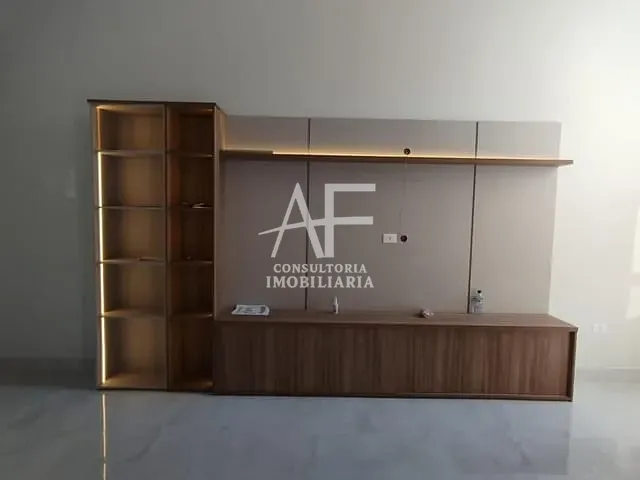 Casa com 250m² 3 quartos e 3 banheiros, à venda, no bairro Loteamento Residencial Barão de Tremembé em Tremembé