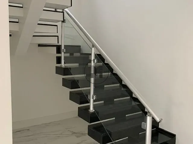 Casa com 496m² 3 quartos e 6 banheiros, à venda, no bairro Village Mantiqueira em Guaratinguetá