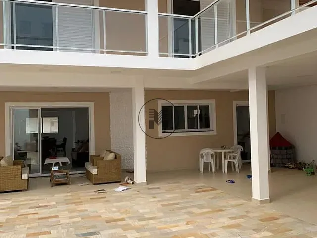 Casa com 496m² 3 quartos e 6 banheiros, à venda, no bairro Village Mantiqueira em Guaratinguetá