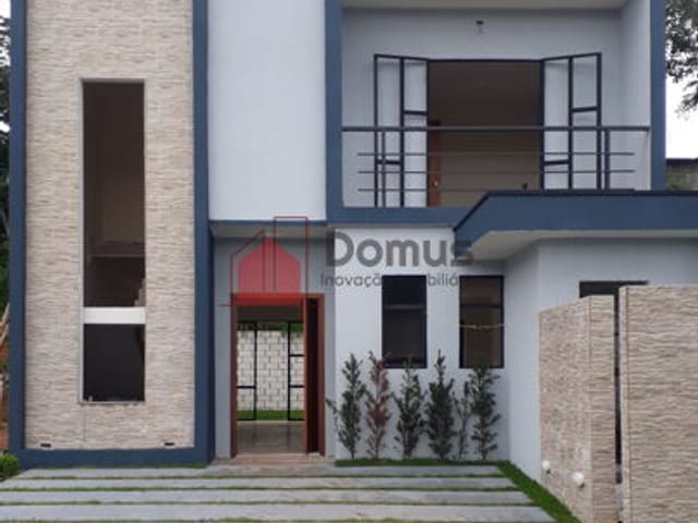 Casa com 200m², à venda, no bairro Vila Prado em Pindamonhangaba