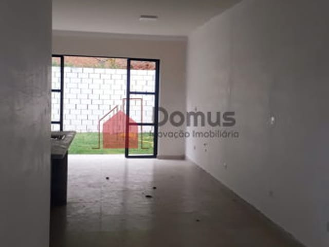 Casa com 200m², à venda, no bairro Vila Prado em Pindamonhangaba