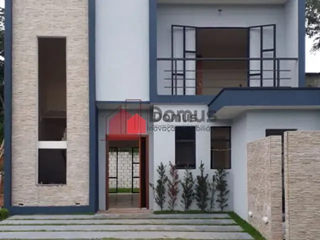Casa com 200m², à venda, no bairro Vila Prado em Pindamonhangaba