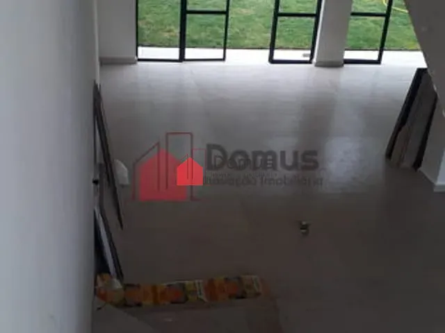 Casa com 200m², à venda, no bairro Vila Prado em Pindamonhangaba
