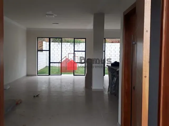 Casa com 200m², à venda, no bairro Vila Prado em Pindamonhangaba