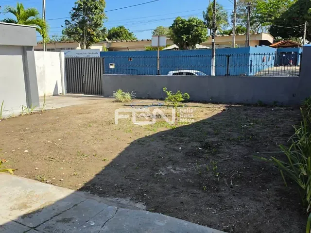 Casa 3 quartos e 2 banheiros, à venda, no bairro Nova Dias D´Ávila em Dias D'Ávila
