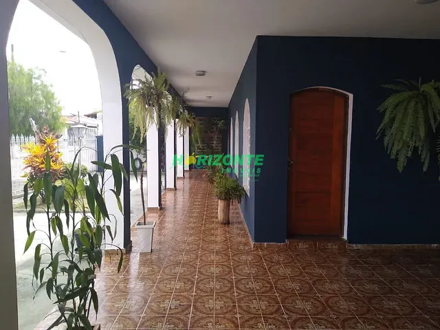 Casa com 600m² 5 quartos e 4 banheiros, à venda, no bairro Jardim Flórida em Jacareí
