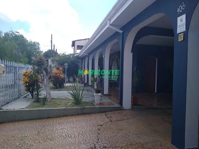 Casa com 600m² 5 quartos e 4 banheiros, à venda, no bairro Jardim Flórida em Jacareí