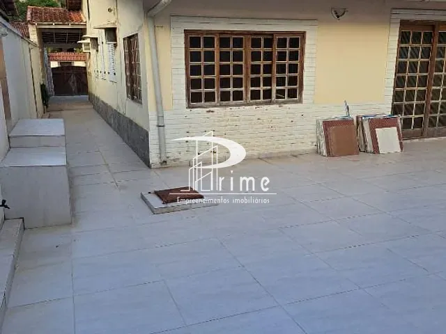 Casa com 360m² 3 quartos e 2 banheiros, à venda, no bairro São Francisco em Niterói