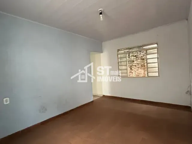 Casa com 163m² 2 quartos e 1 banheiro, à venda, no bairro Centro em Andradas